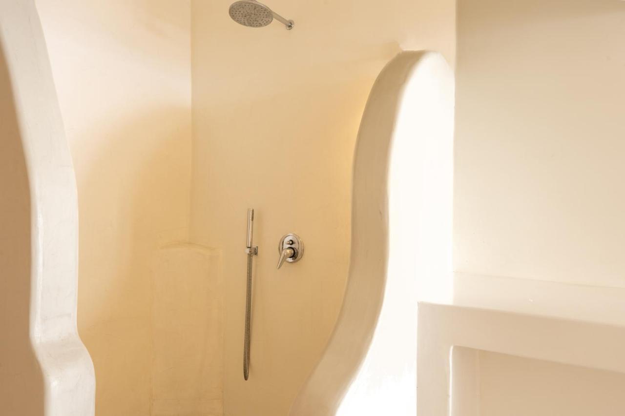 Cilon Suites Santorini إيميروفيغلي المظهر الخارجي الصورة