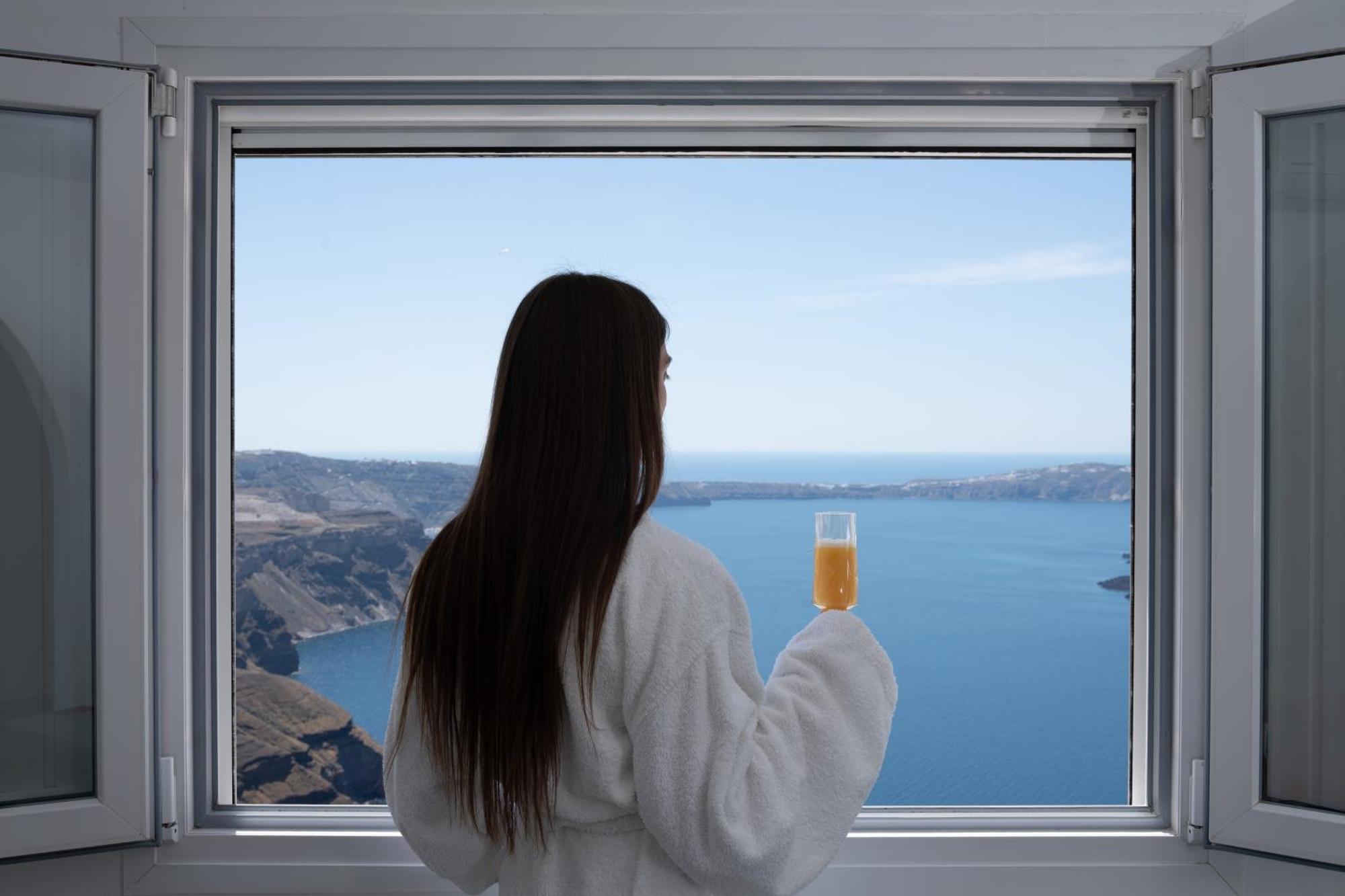 Cilon Suites Santorini إيميروفيغلي المظهر الخارجي الصورة